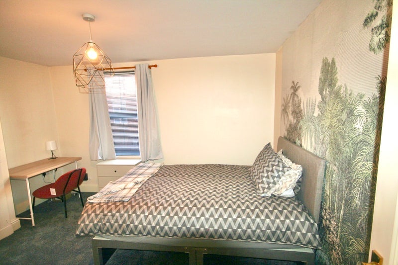 Room Commercial Road in South Kesteven