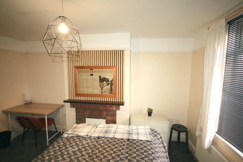 Room Commercial Road in South Kesteven