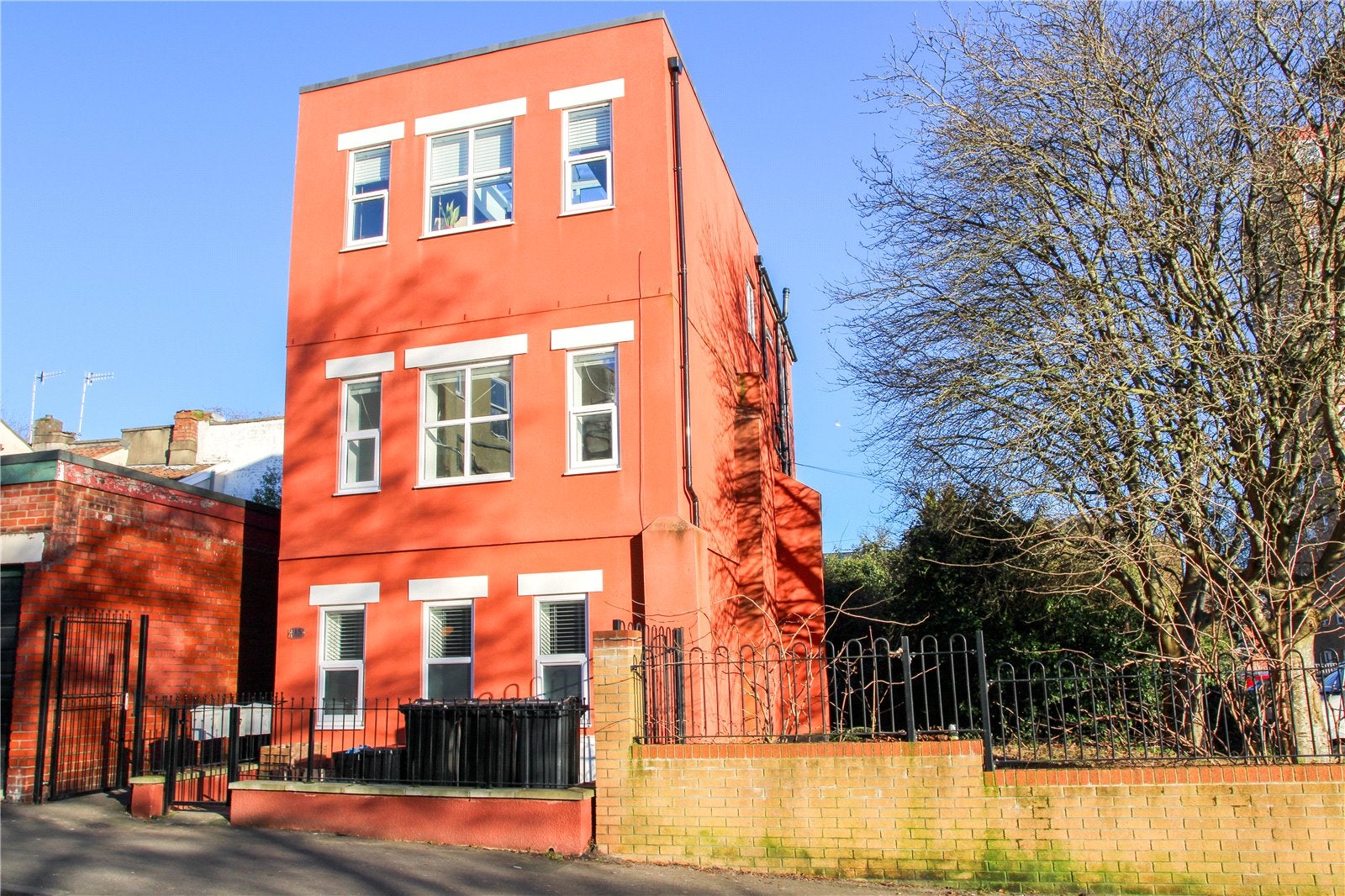 Flat Phipps Street in Bristol