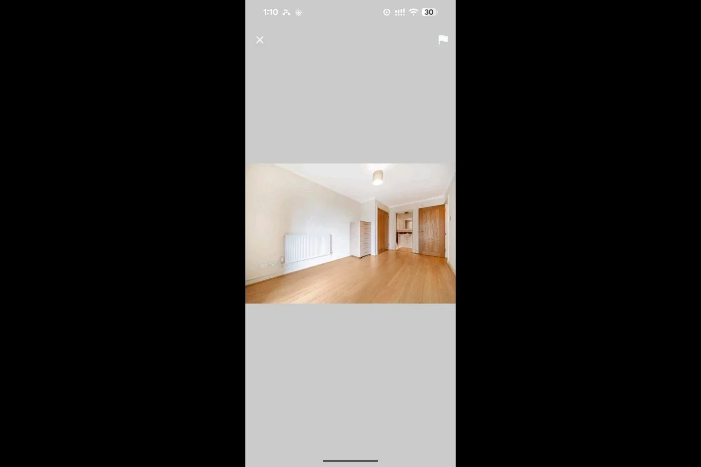 Room Rotherhithe Street in Greater London