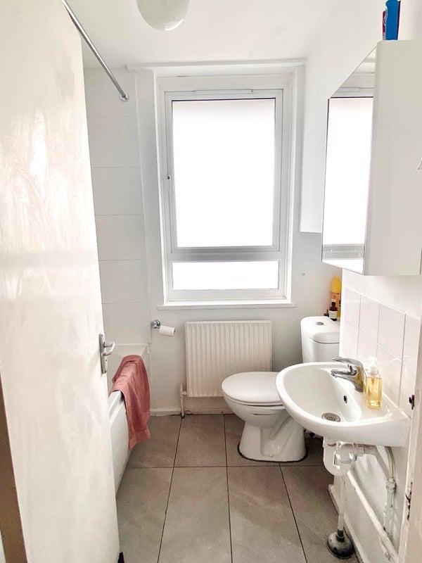 Room Timberland Road in Greater London