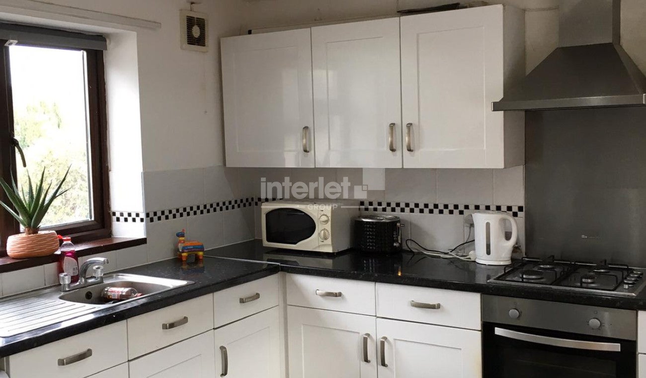 Flat Coburn Street in Cardiff