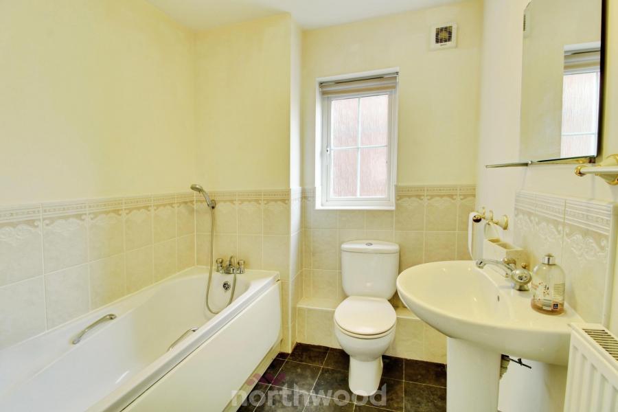 Flat Blossom Crescent in Doncaster