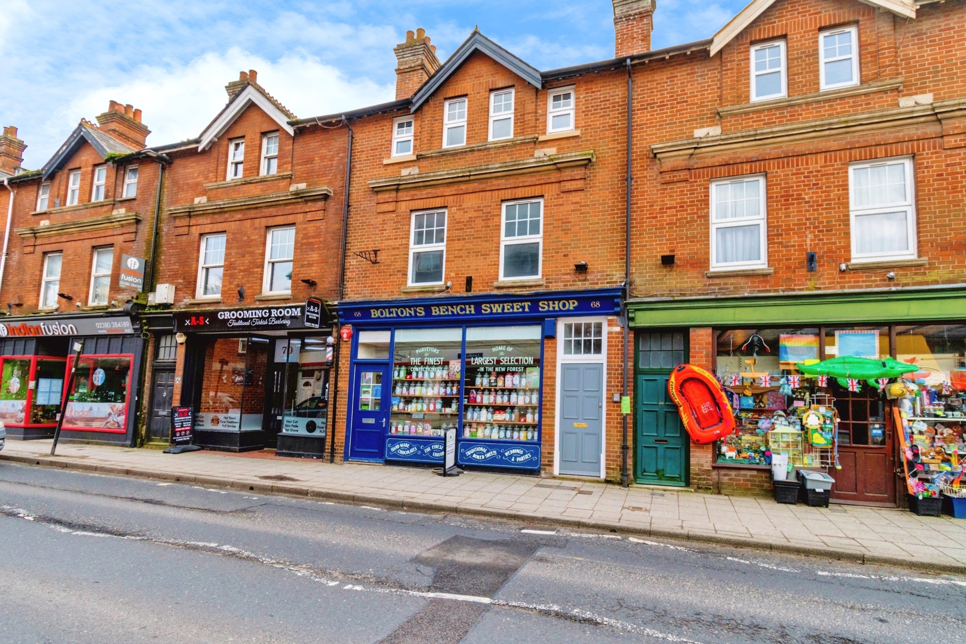 Flat High Street in New Forest