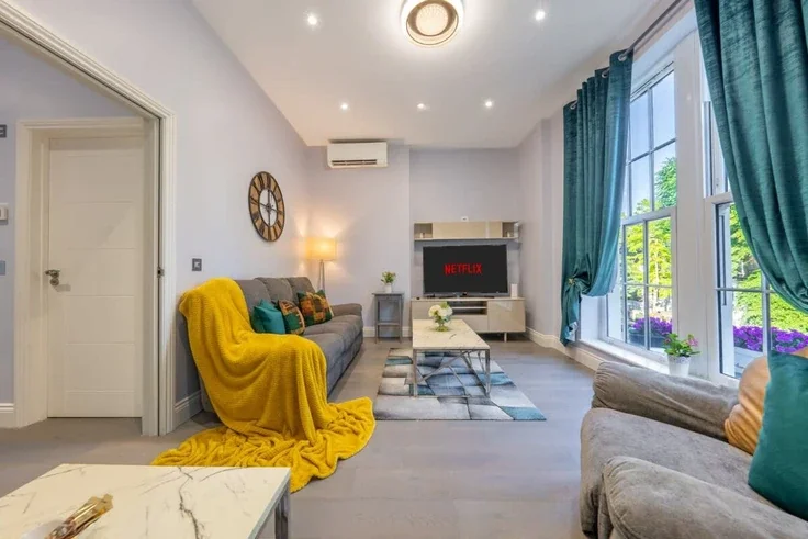 Flat Carlton Vale in City of Westminster