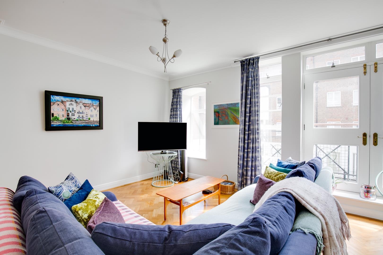 Flat Heathfield Terrace in London