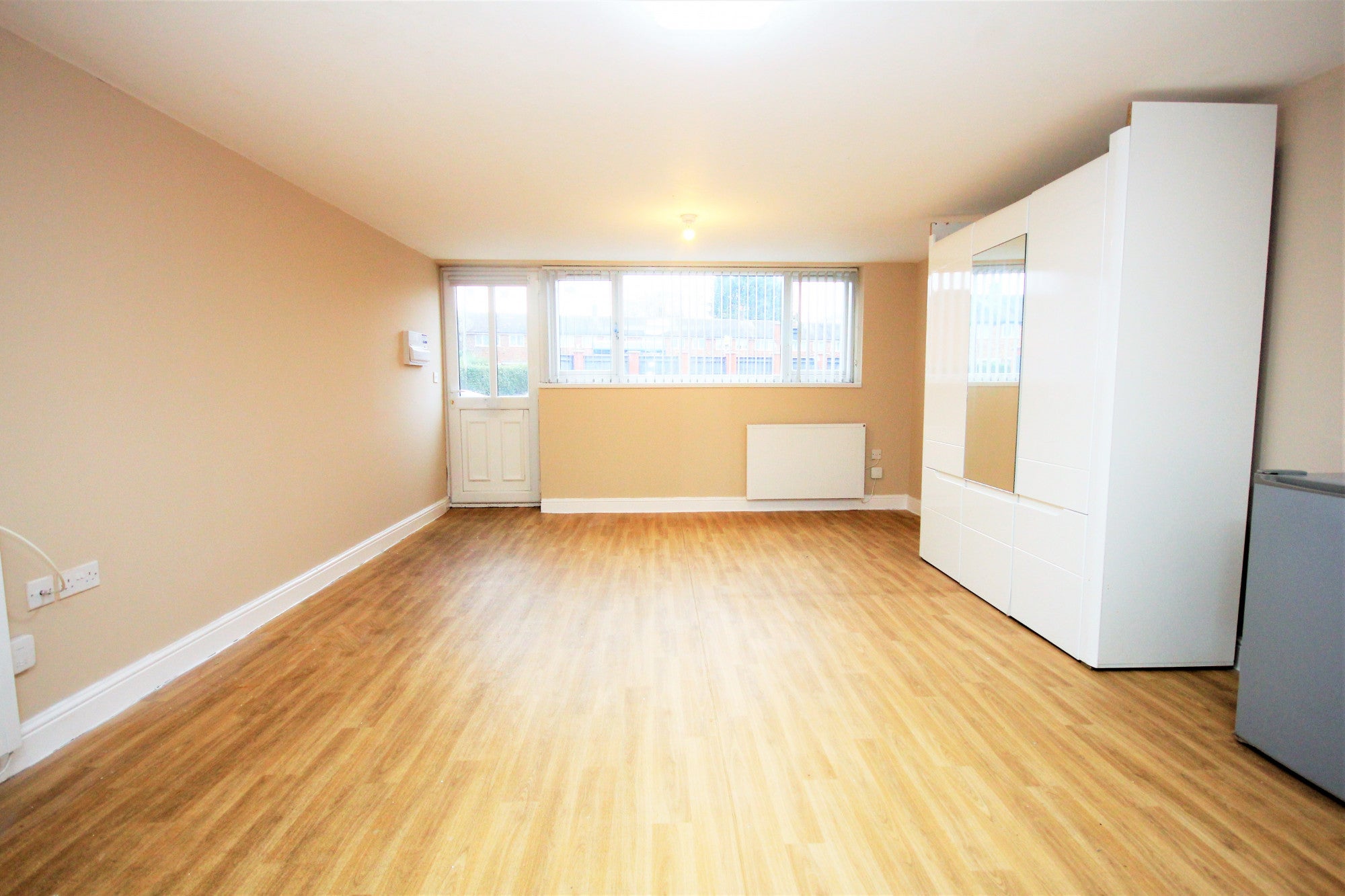 Flat Larches Lane in Preston