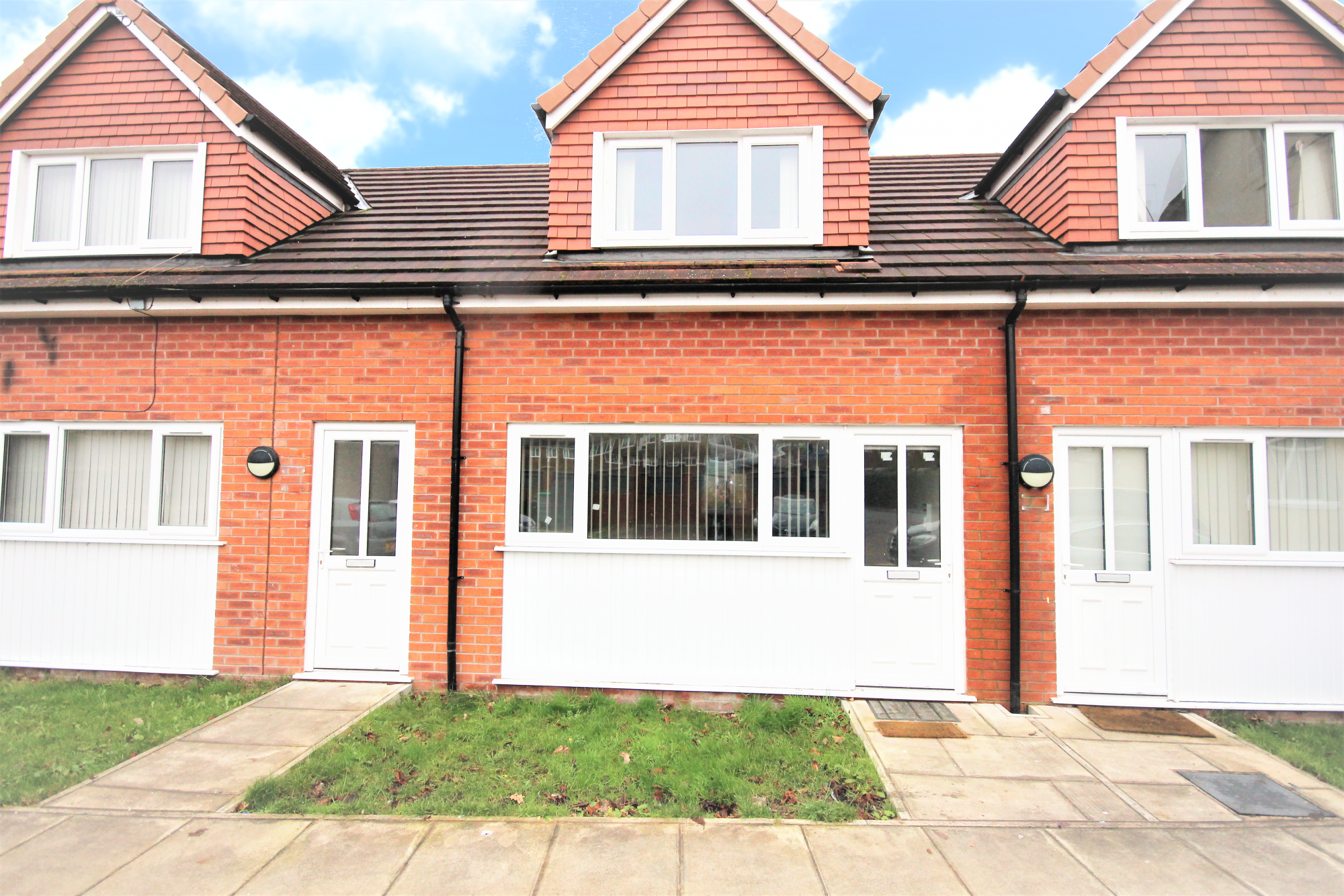 Flat Larches Lane in Preston