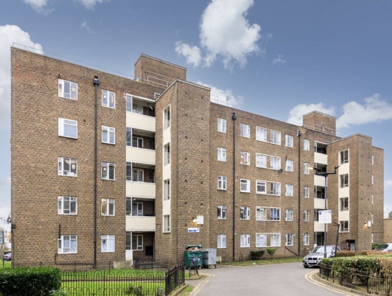 House Plummer Road in Greater London