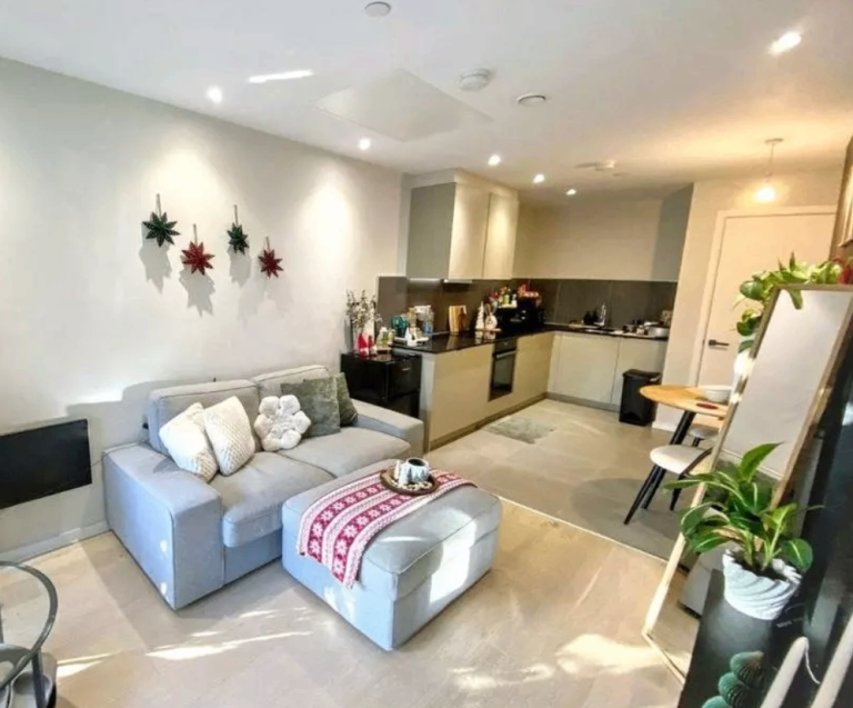 Flat Promenade in Cheltenham