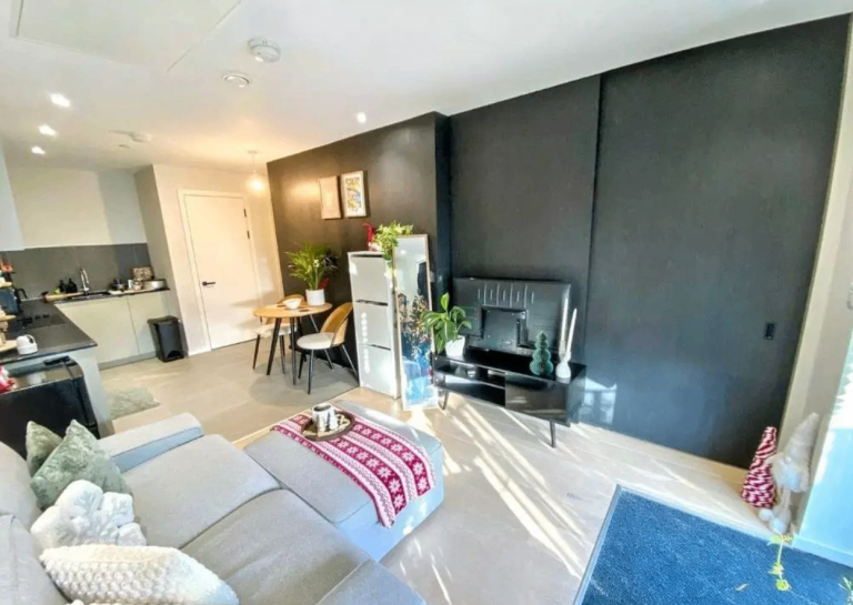 Flat Promenade in Cheltenham