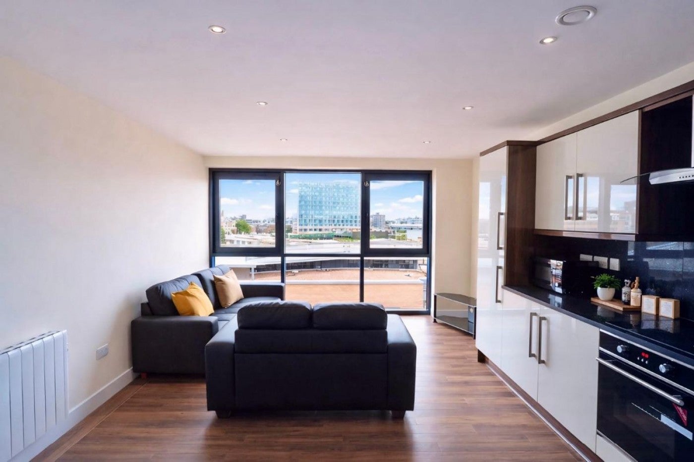 Flat Fitzwilliam Street in Sheffield