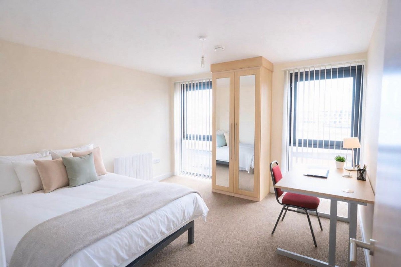 Flat Fitzwilliam Street in Sheffield