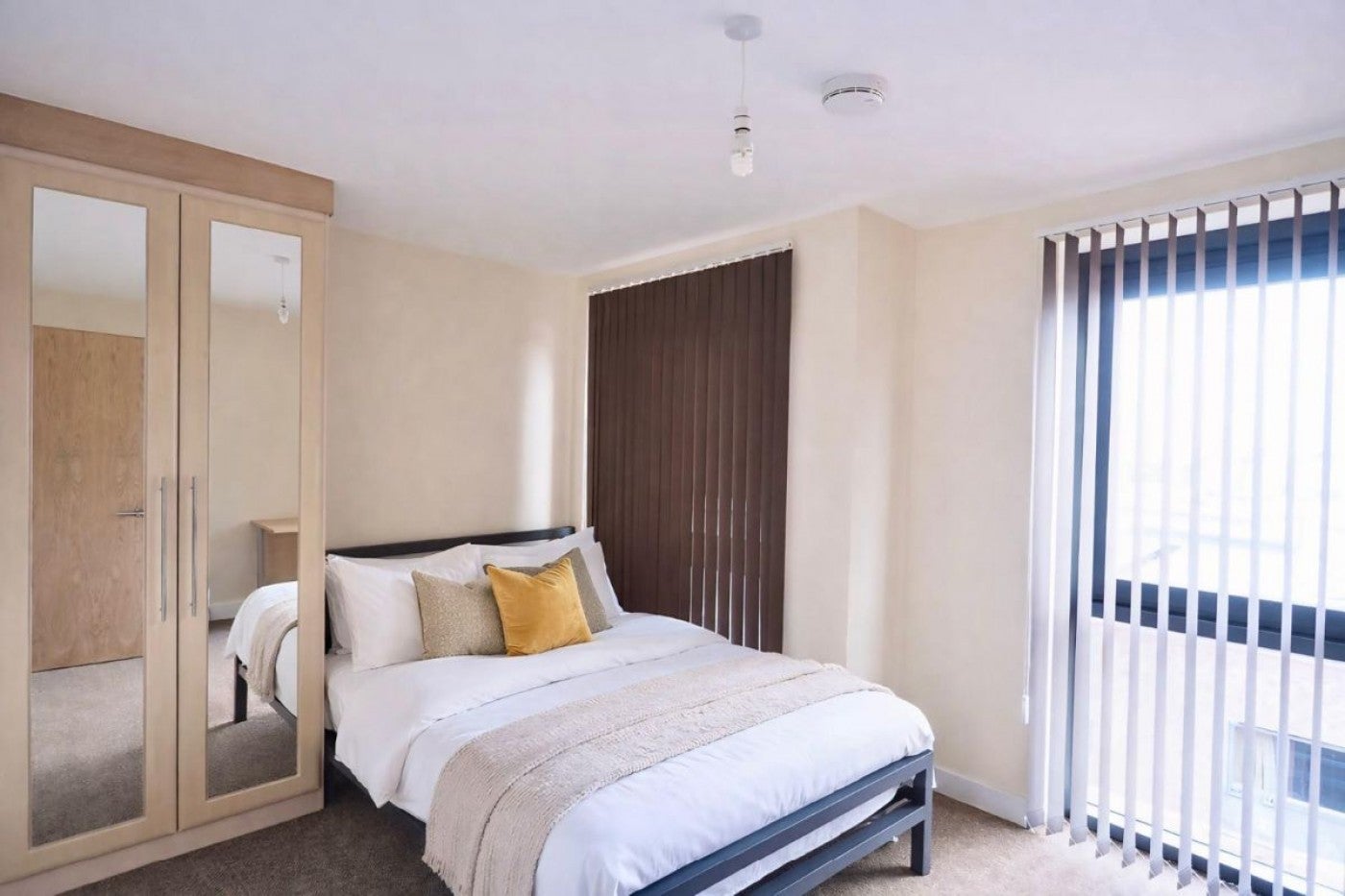 Flat Fitzwilliam Street in Sheffield