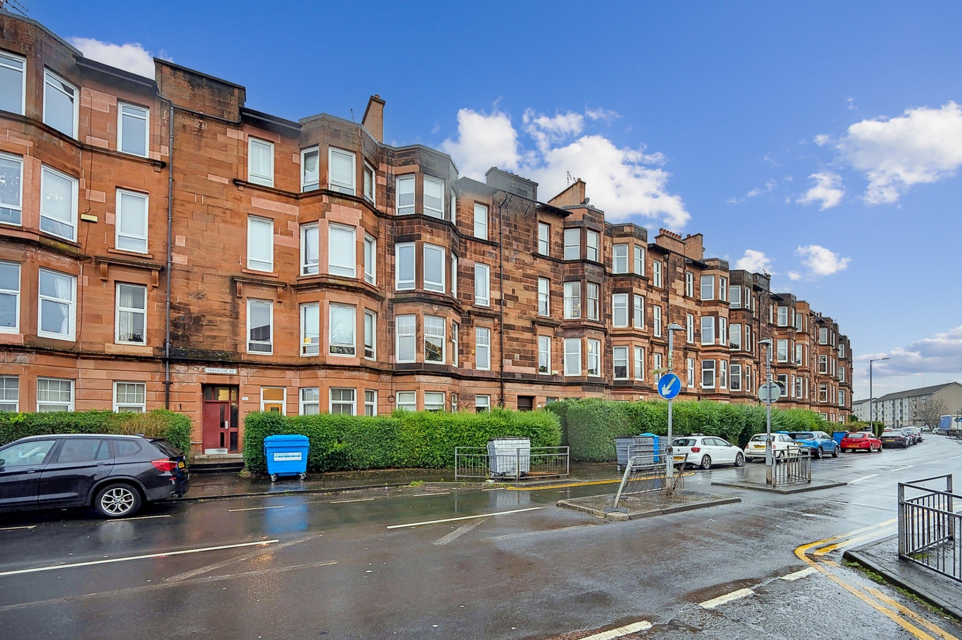Flat Tantallon Road in Glasgow