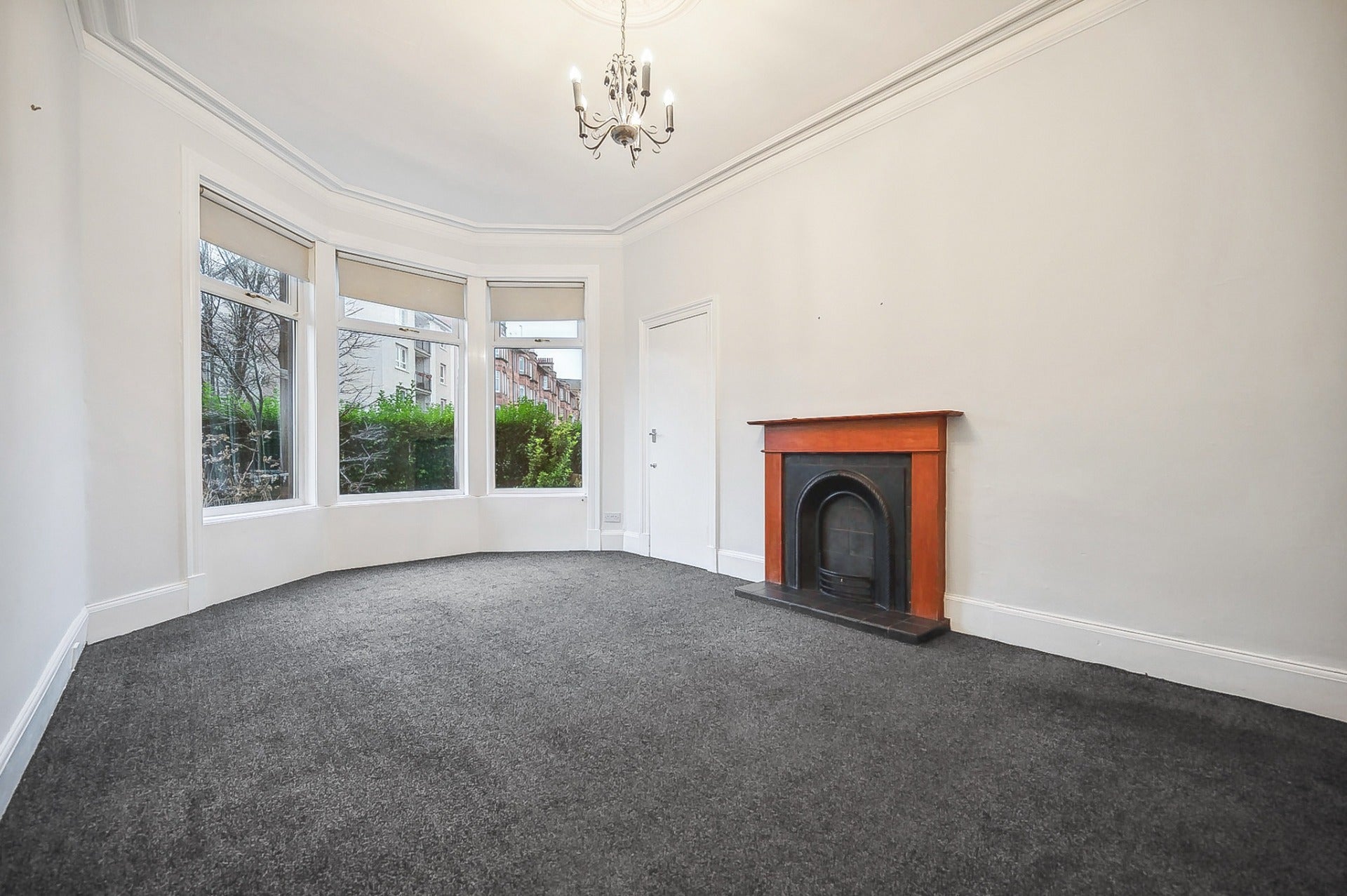 Flat Tantallon Road in Glasgow