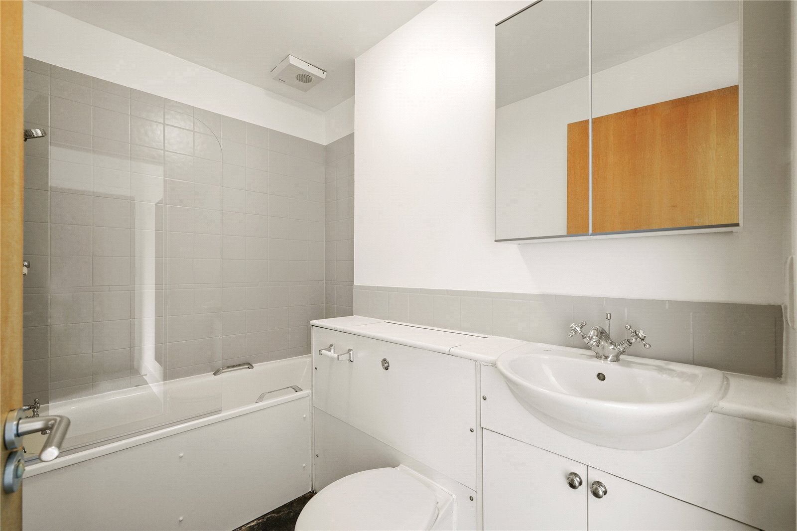 Flat North Bank in City of Westminster