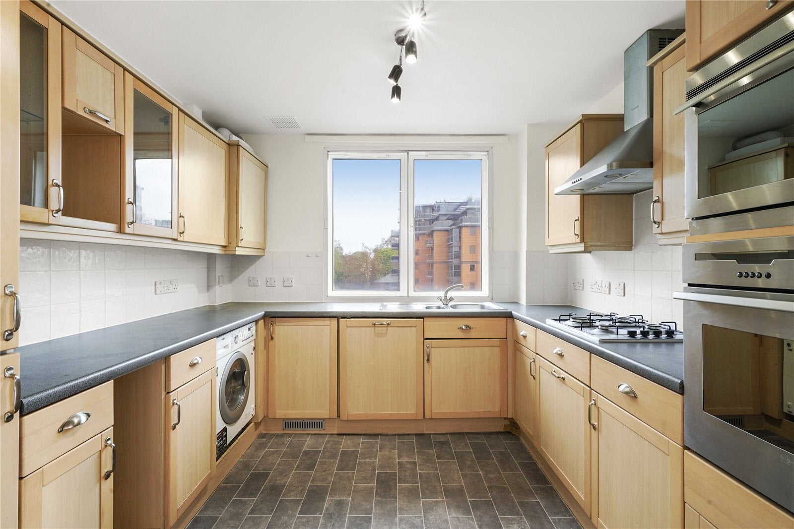 Flat North Bank in City of Westminster