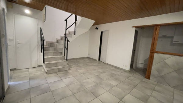House Rue des Treilles in Libourne