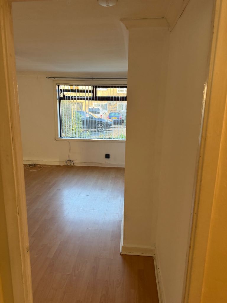 Flat Christian Grove in City of Edinburgh