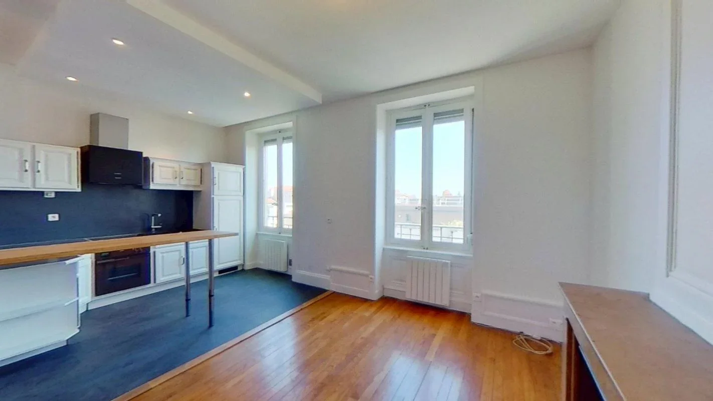 Appartement Rue Saint-Isidore à Lyon