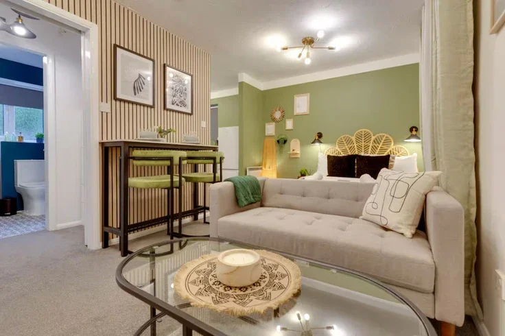 Flat Lucerne Close in Cambridge