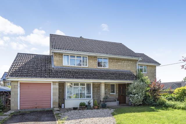 Room Pound Close in Yarnton