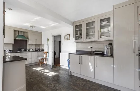 Room Pound Close in Yarnton