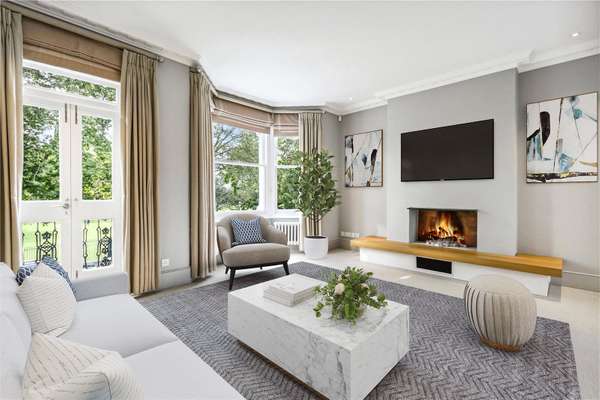 House Musgrave Crescent in Greater London