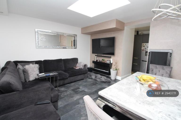 Room Goudhurst Road in Greater London