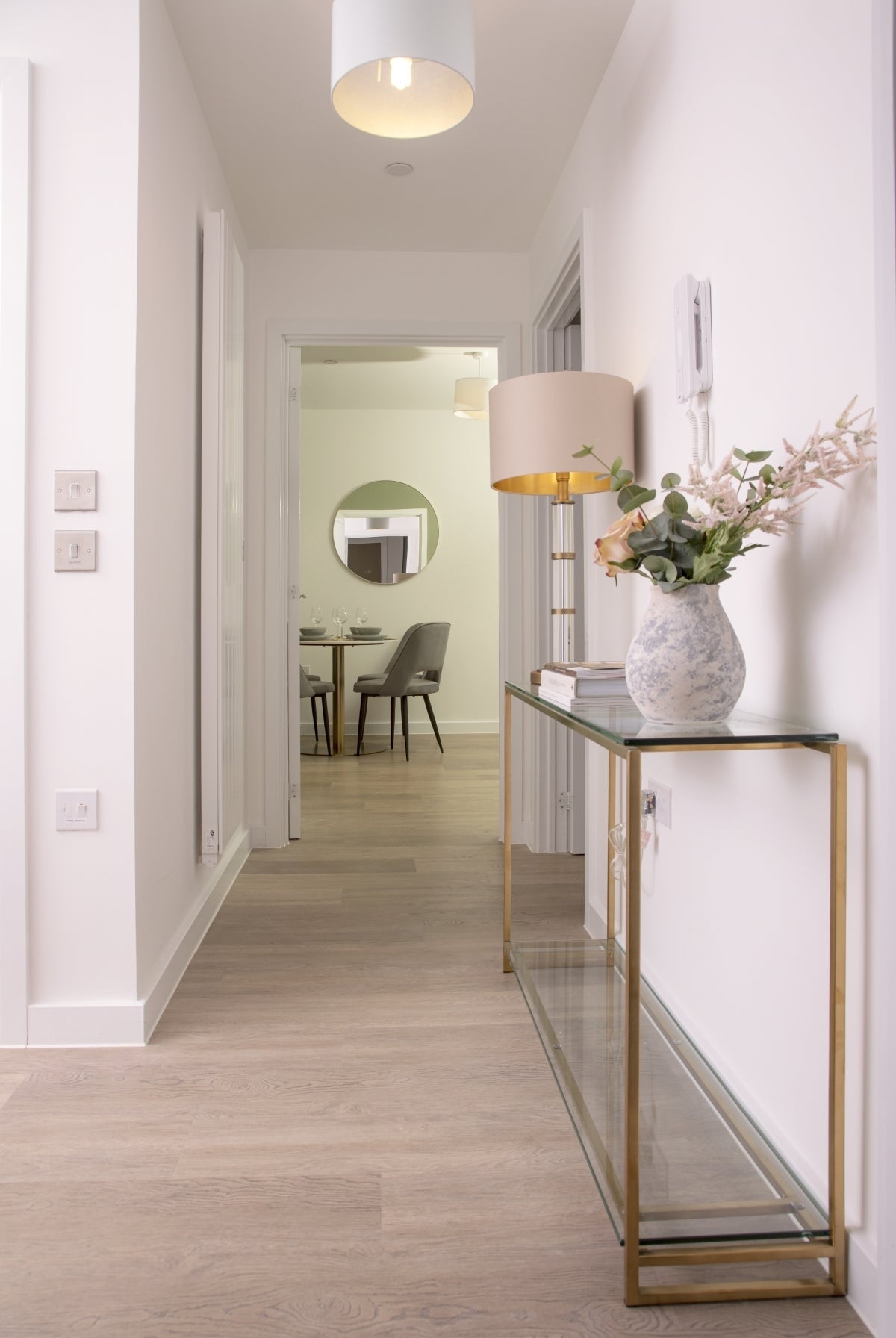 Flat Falkers Court in Waverley