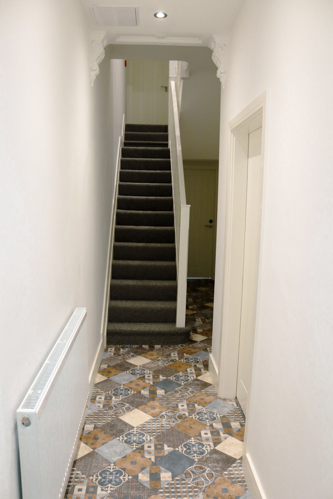 Flat Hainton Avenue in Grimsby