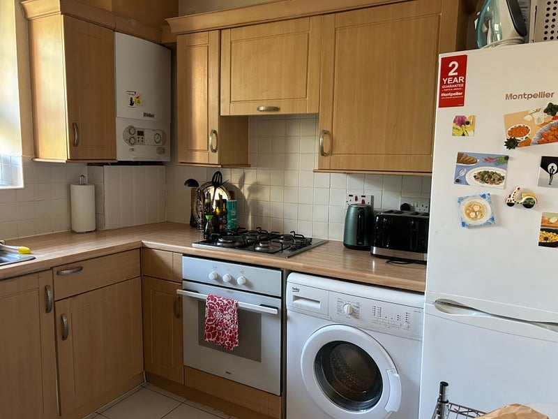 Flat Nuttall Street in Greater London