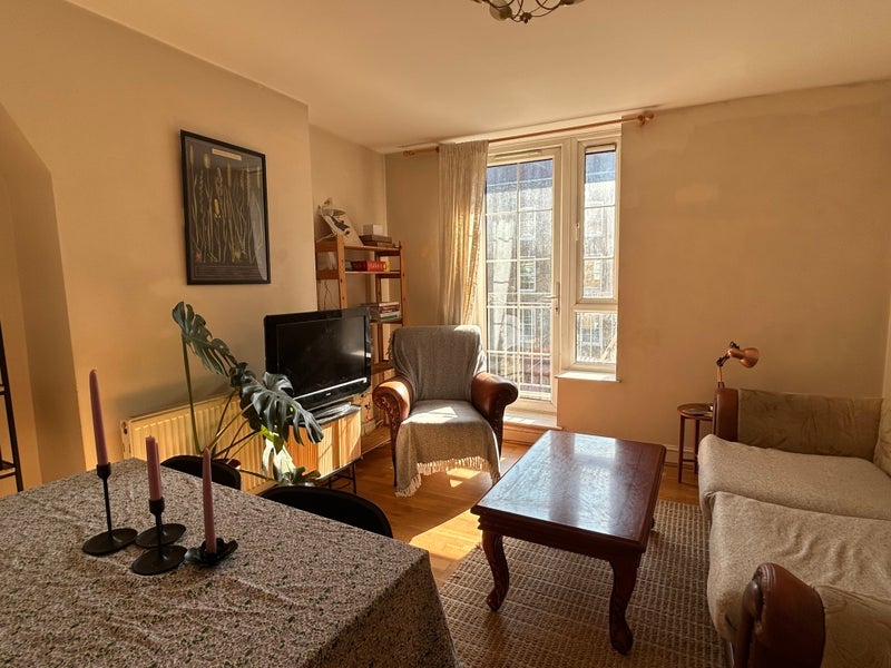 Flat Nuttall Street in Greater London