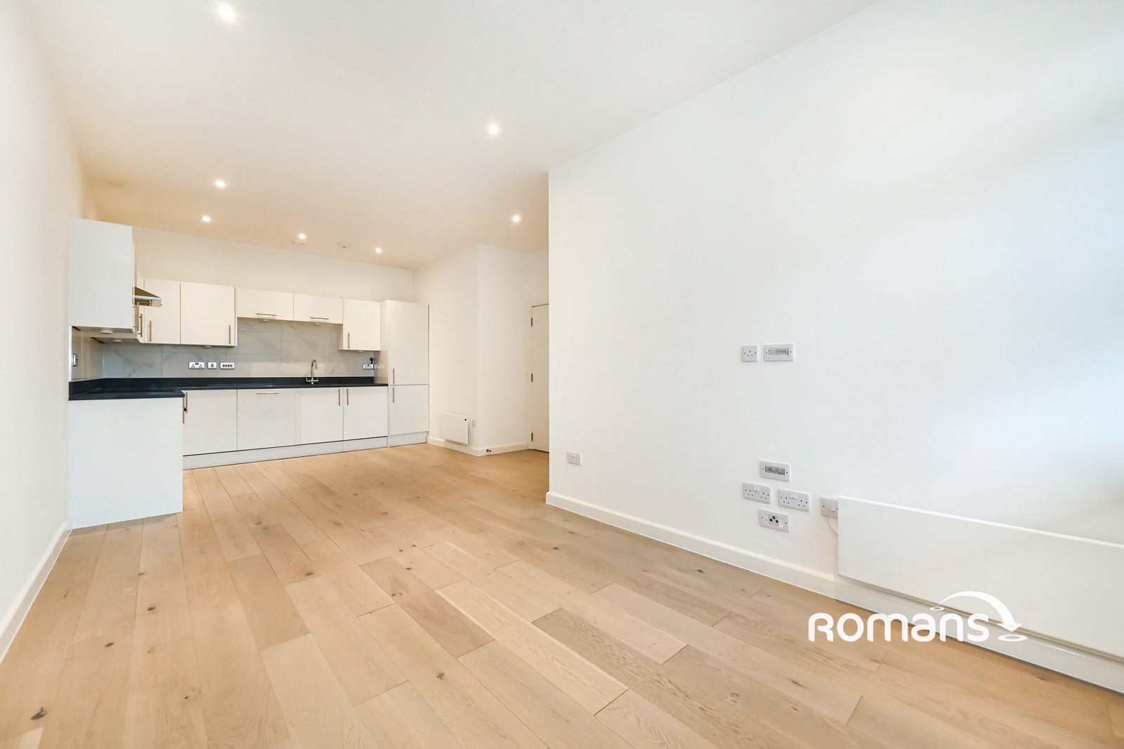 Flat Compass Court in Coventry