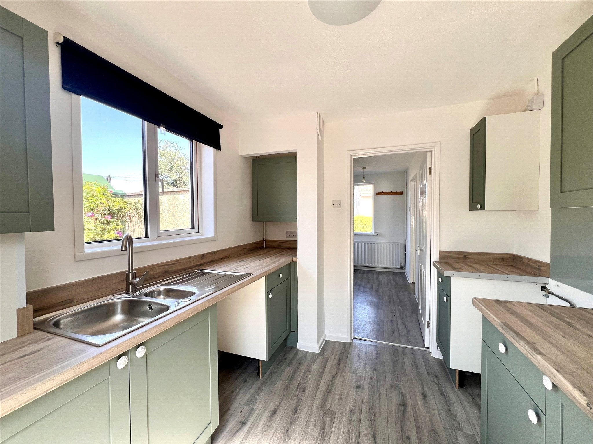 House Lincoln Close in Keynsham