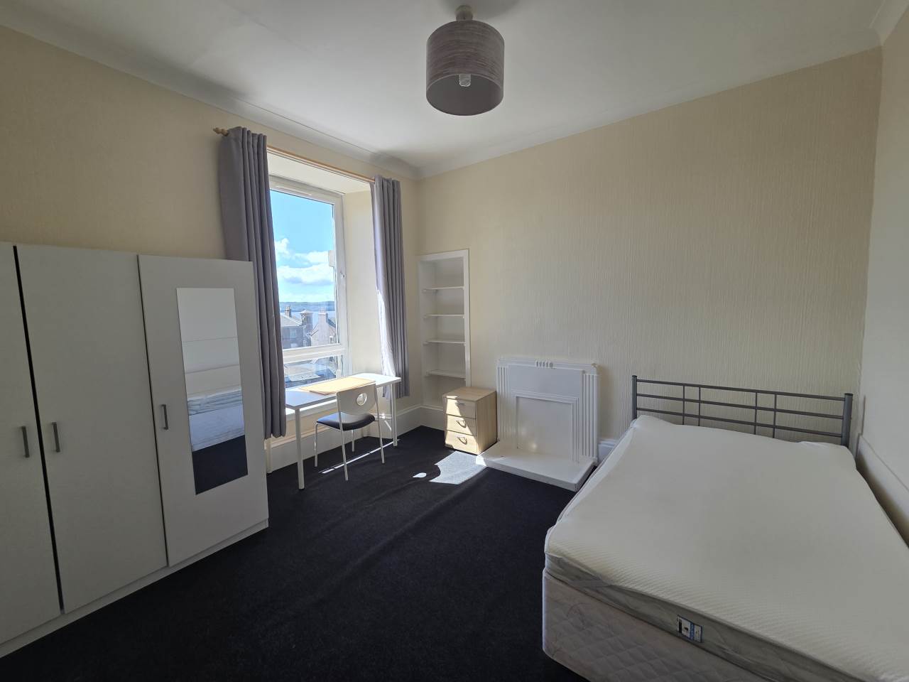 Flat Hawkhill in Dundee