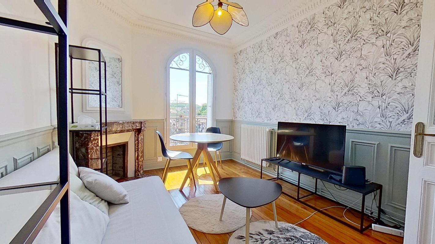 Flat Rue Carnot in Noisy-le-Sec