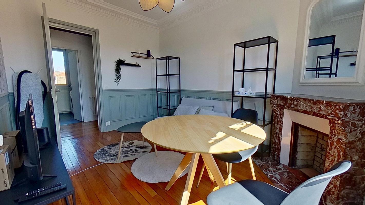 Flat Rue Carnot in Noisy-le-Sec