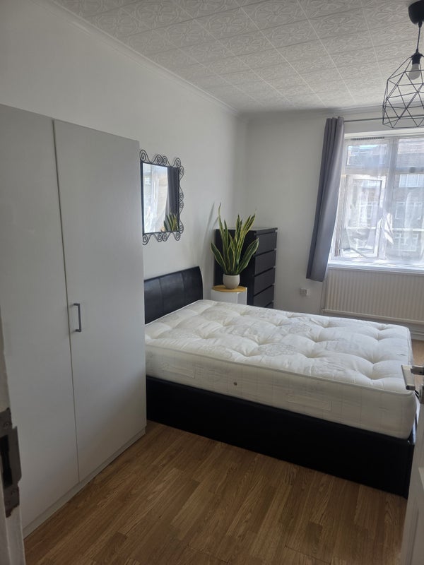 Room Tulse Hill in Greater London