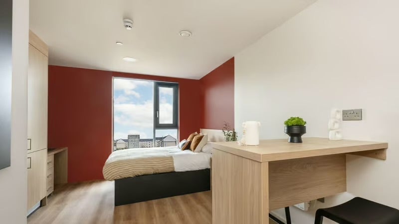 Flat Haymarket Terrace in City of Edinburgh