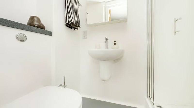 Flat Haymarket Terrace in City of Edinburgh