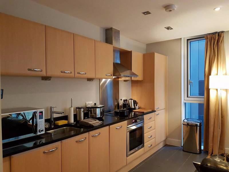 Room Hooper Street in Greater London