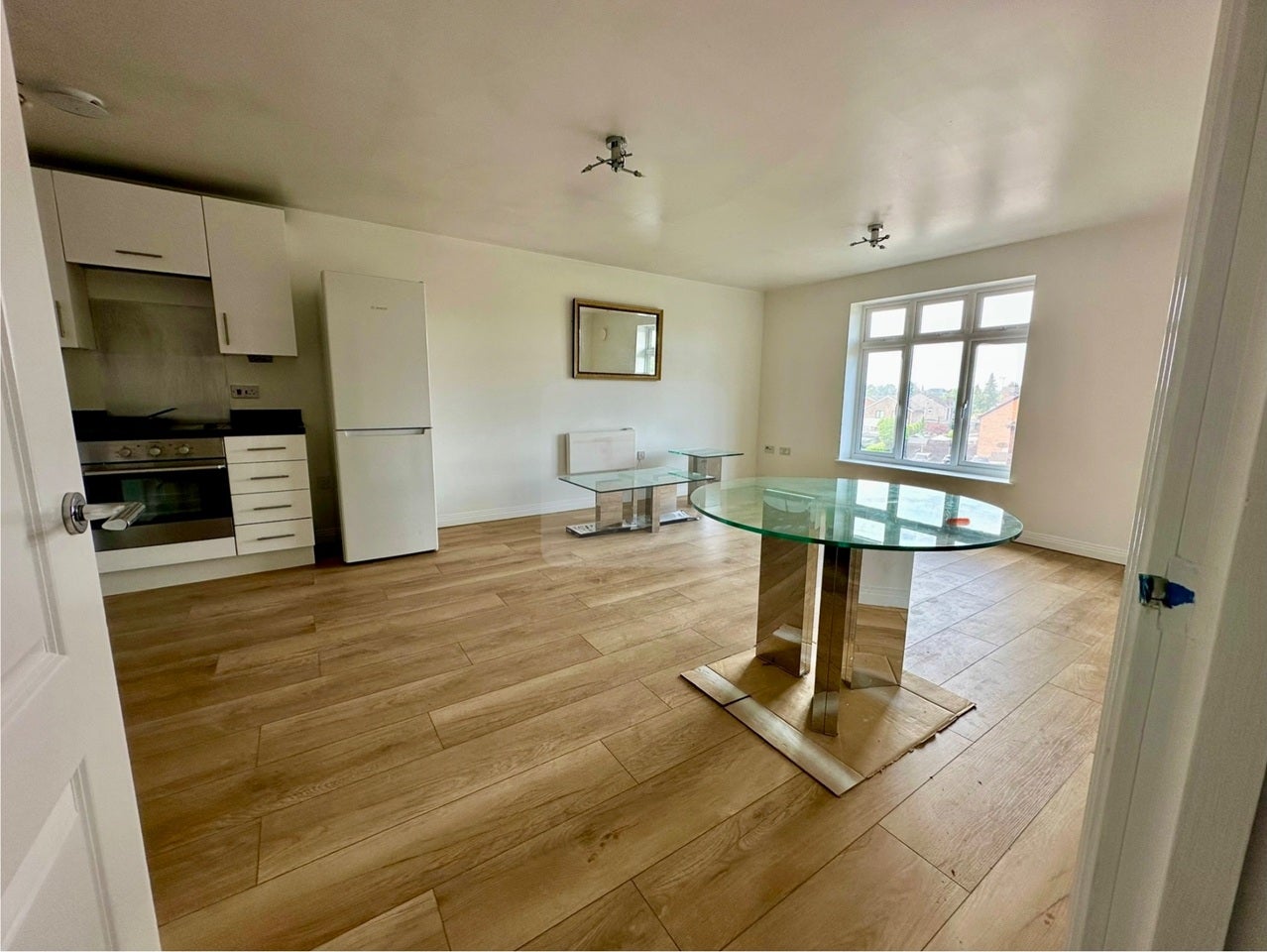 Flat Staines Road in Borough of Spelthorne