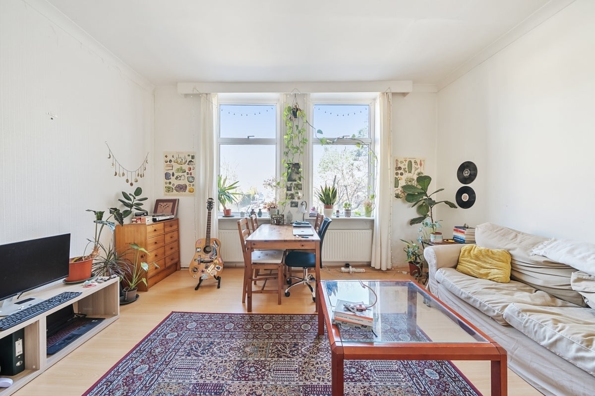 Flat Arkwright Road in Greater London