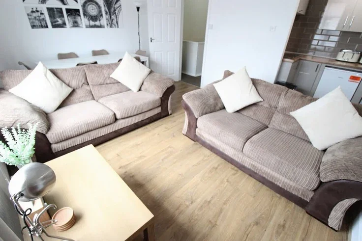 Flat Poulton Road in Borough of Wyre