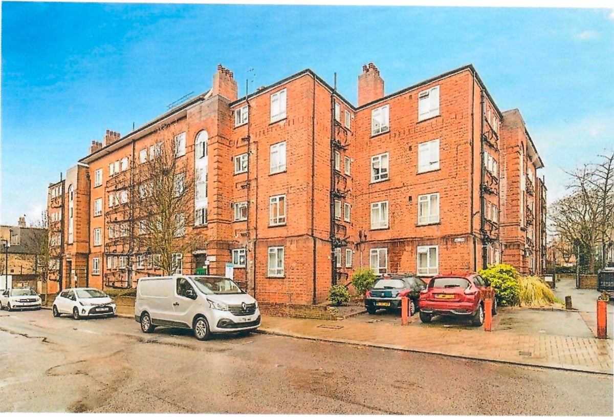 House Triangle Place in Greater London