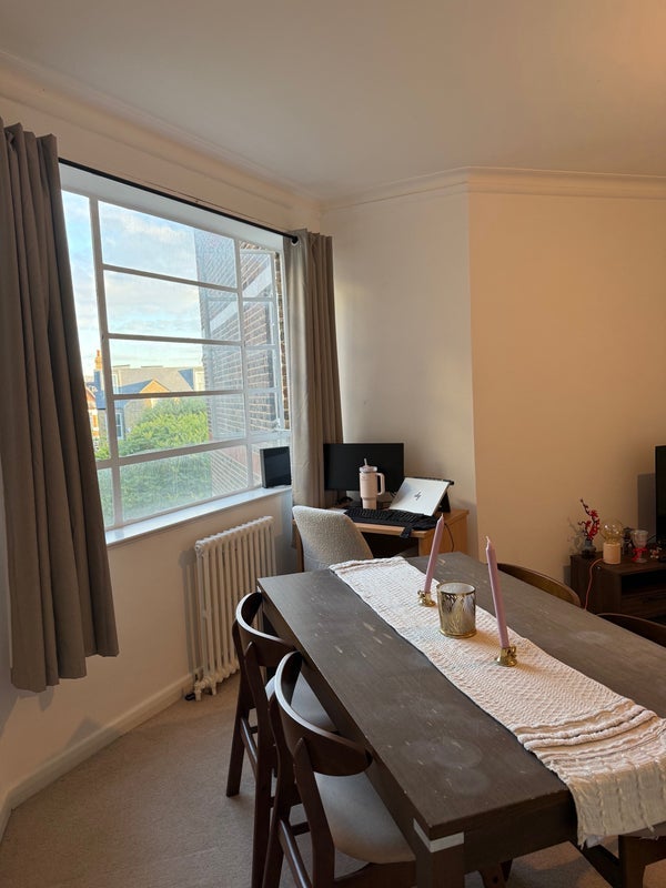Room Nightingale Lane in Greater London