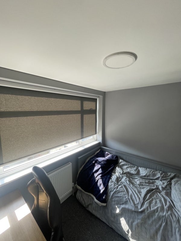 Room Effort Street in Greater London
