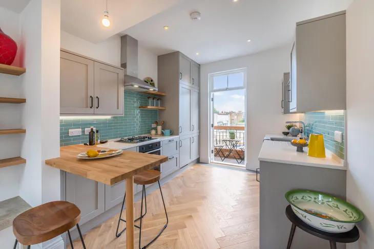 Flat Shillingford Street in Greater London